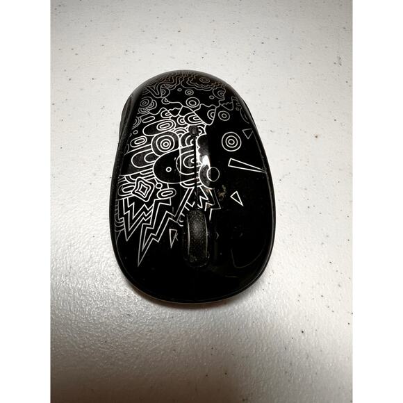 Logiteck Wirelesss Mouse Black Tested - Picture 1 of 4